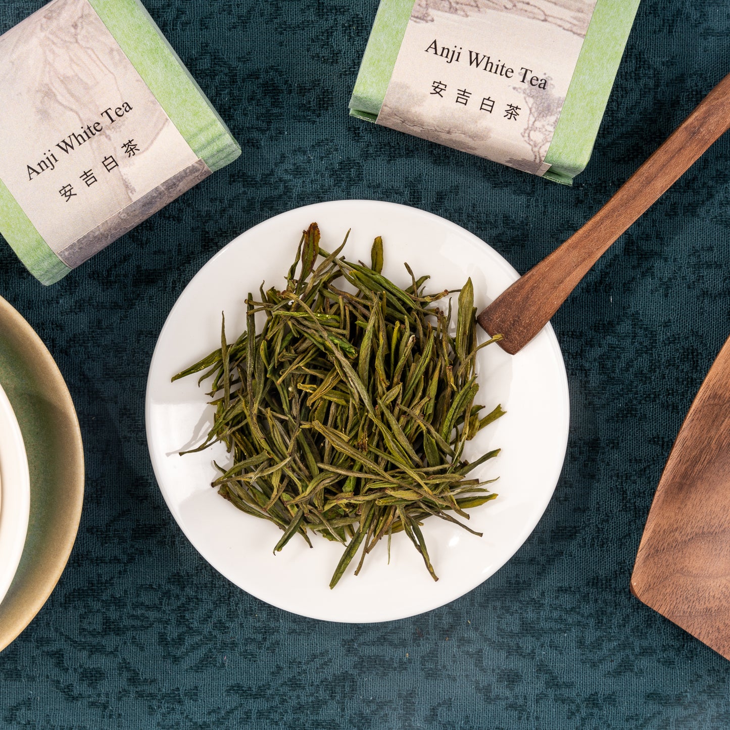 Anji White Tea (安吉白茶)