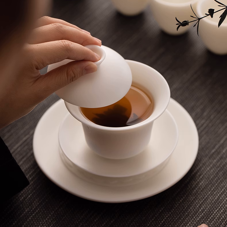 12-Piece Ice Type Dehua White Porcelain Tea Set (冰种德化白瓷12头茶具套装)