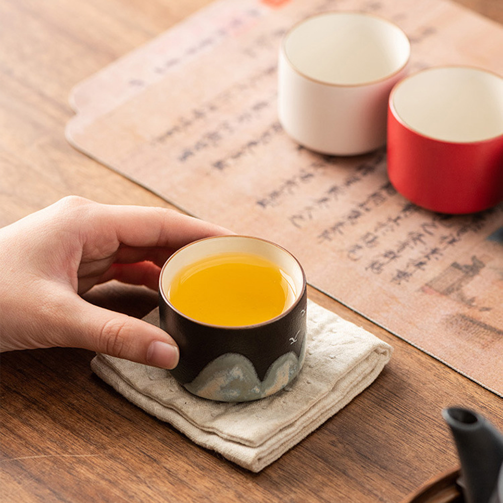 Hand-painted Wan Li Jiang Shan (万里江山) Travel Tea Cup Set